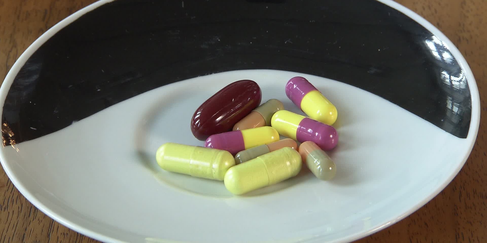 "bewusst gesund" am 3. Juni 2023: Rasche Hilfe - wie Tabletten am besten wirken