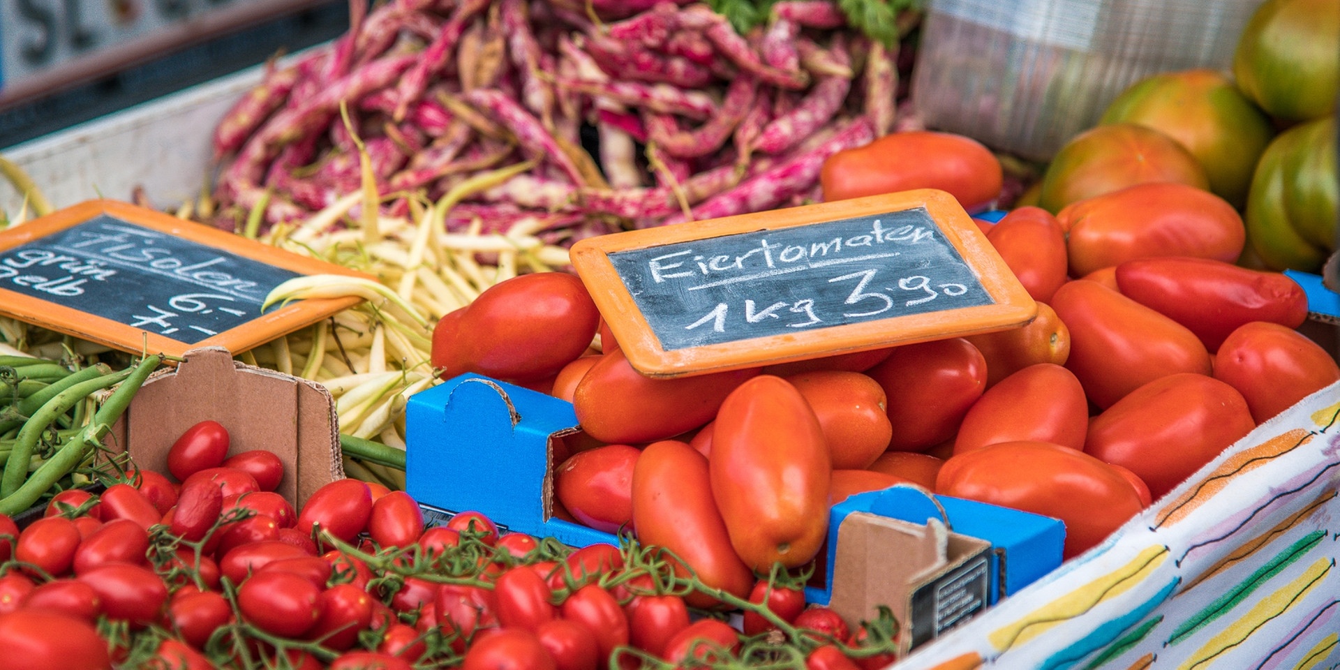 Salzburger Schranne Wochenmarkt: Gemüse, Tomaten